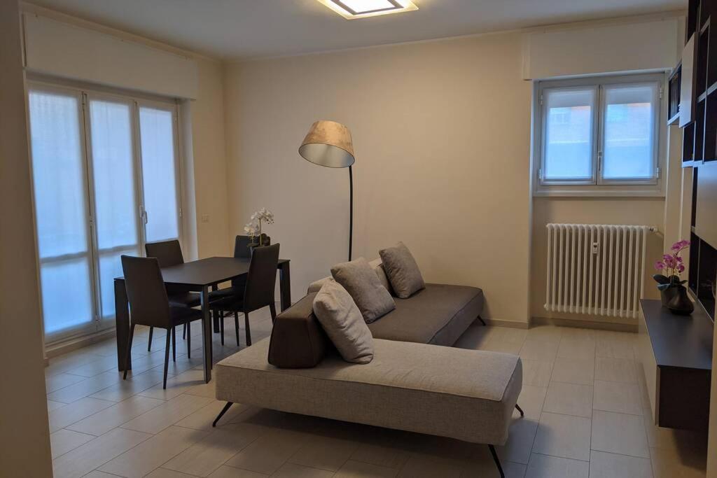 Modern Apartment - Como Centro Luaran gambar